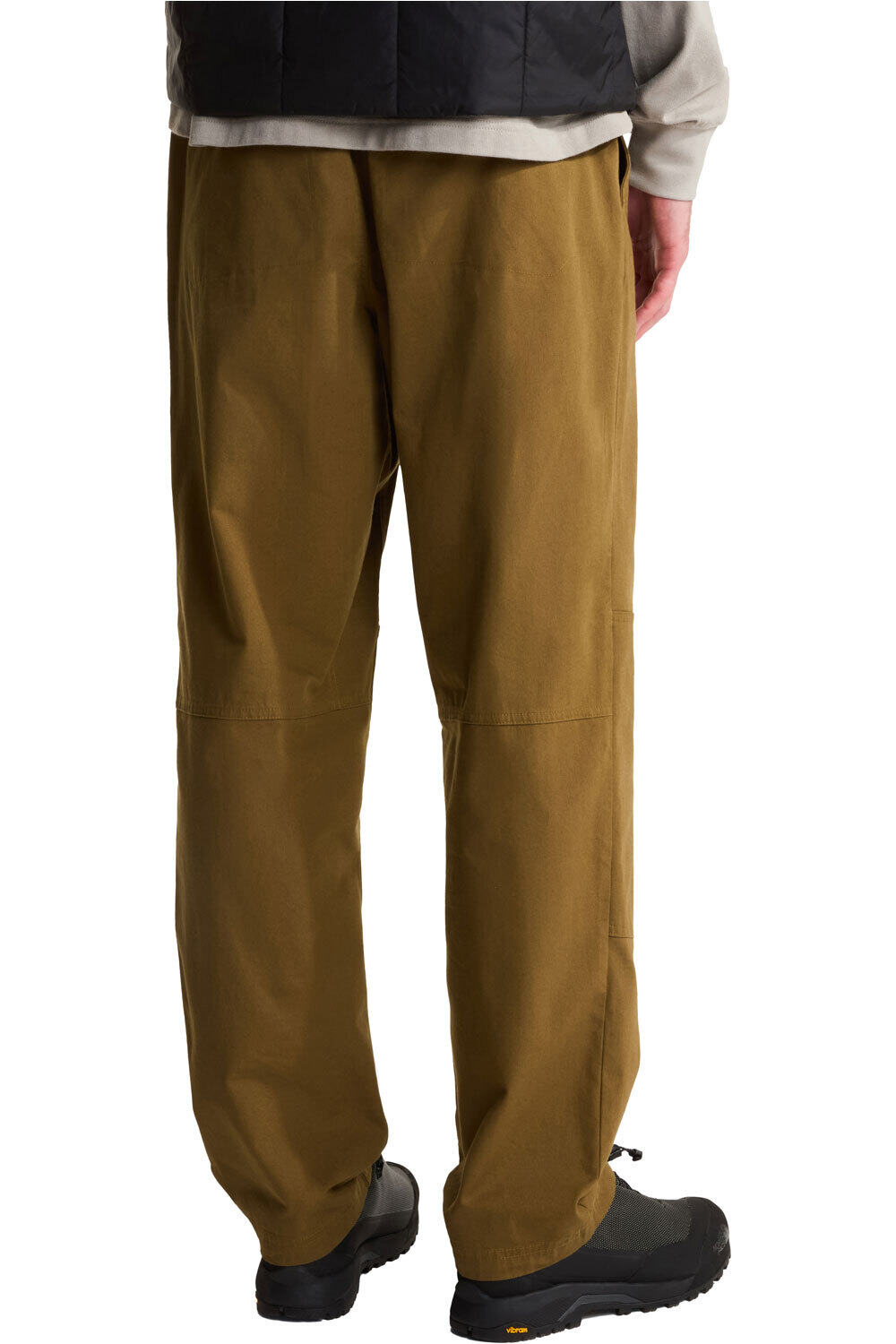 The North Face pantalón montaña hombre M BETA UTILITY BELTED PANT vista trasera
