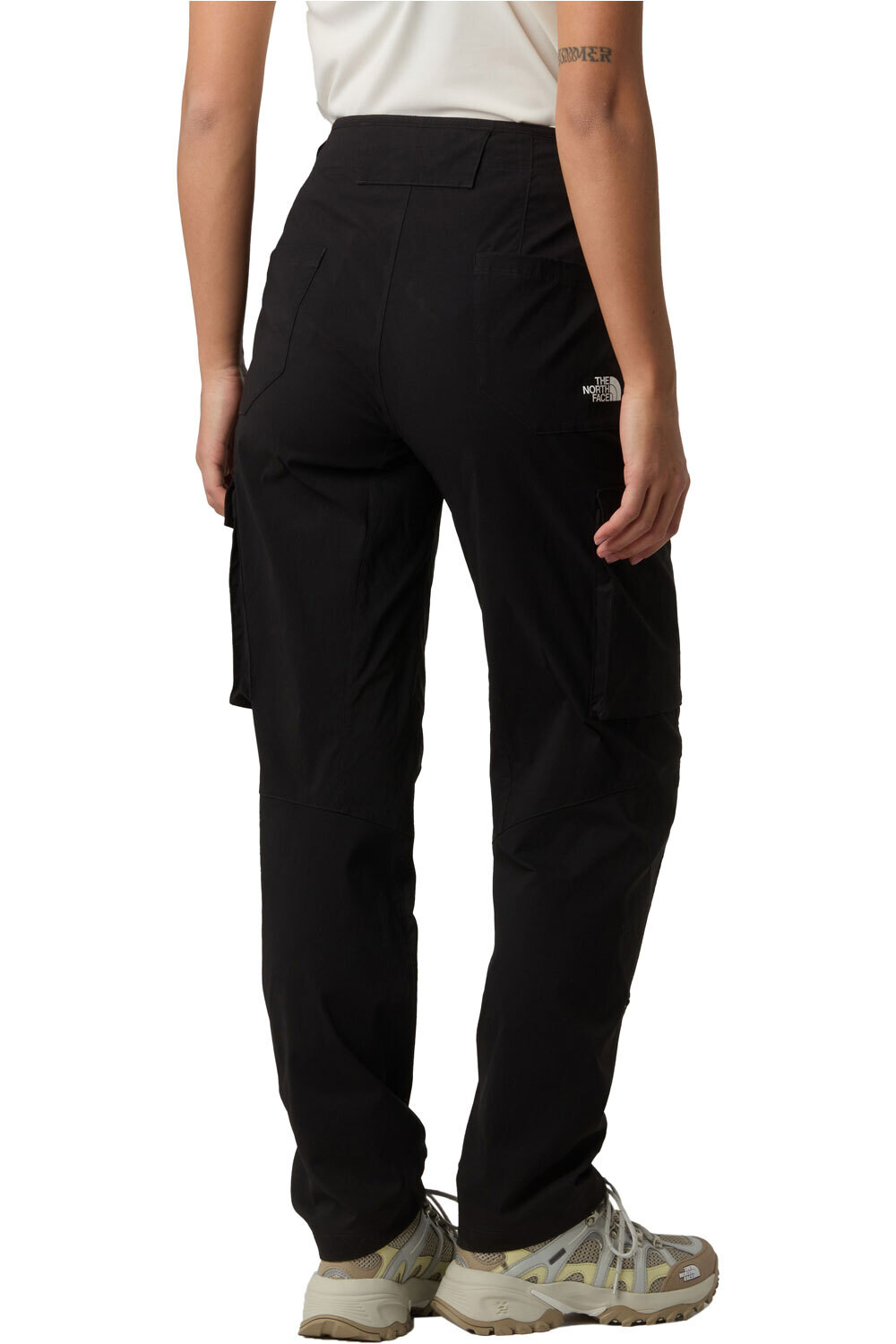 The North Face pantalón montaña mujer W EXPLORATION CARGO PANTS vista trasera