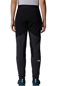The North Face pantalón montaña mujer W FELIK SLIM TAPERED PANT vista trasera