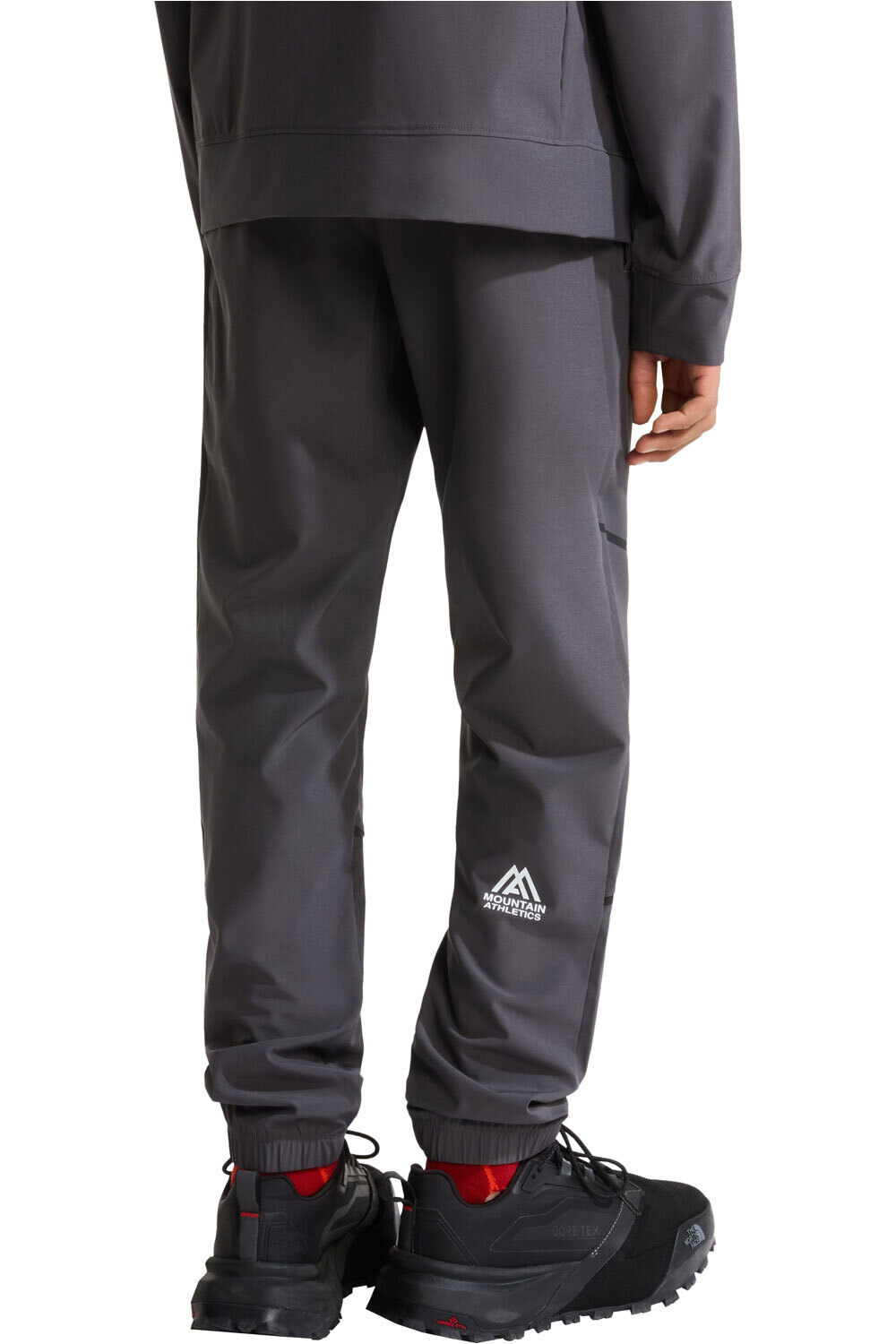 The North Face pantalón montaña niño TEEN MOUNTAIN ATHLETICS WOVEN PANT vista trasera