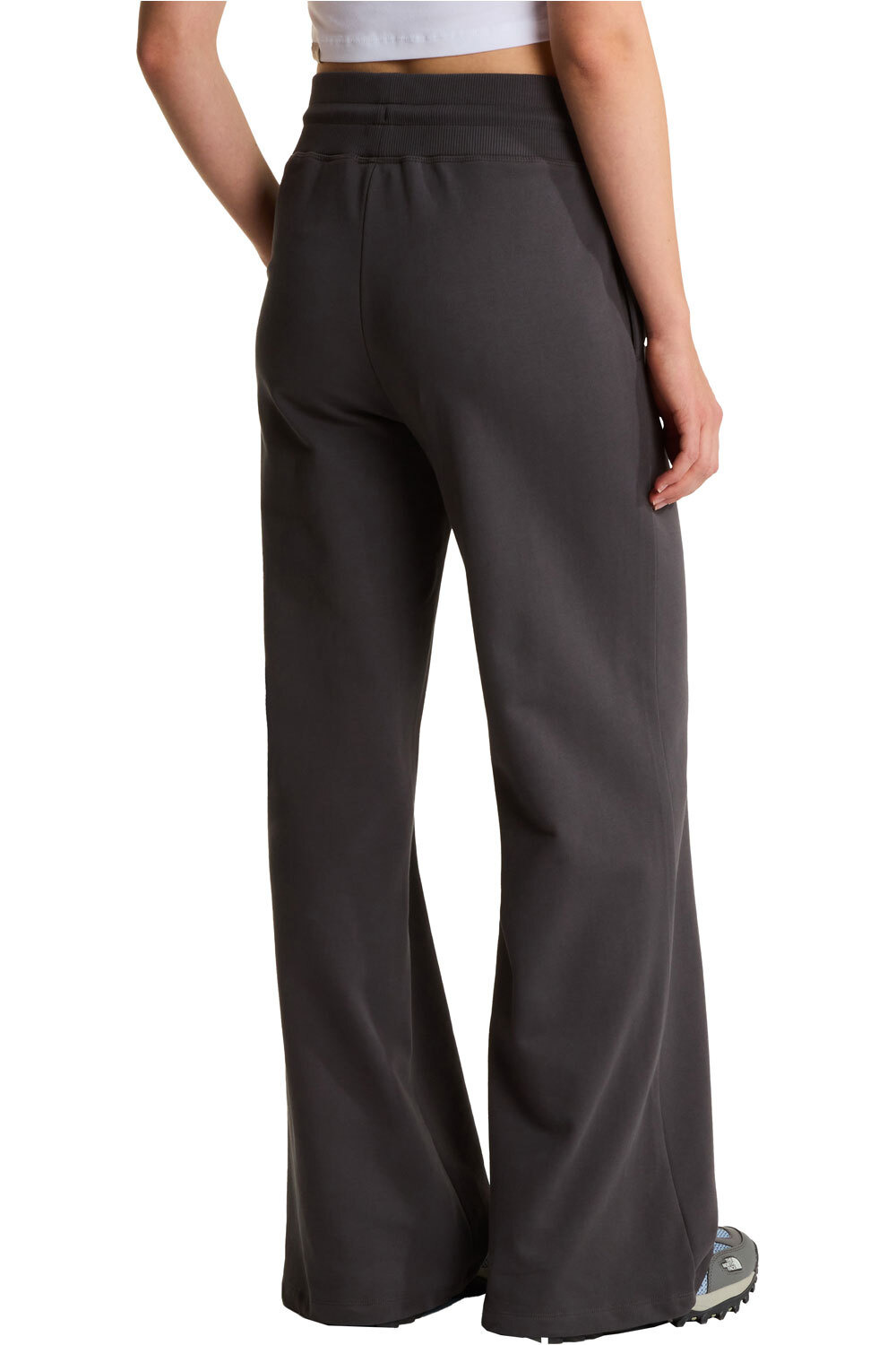 The North Face pantalón mujer W ESSENTIAL LIGHT WIDE LEG PANT vista trasera