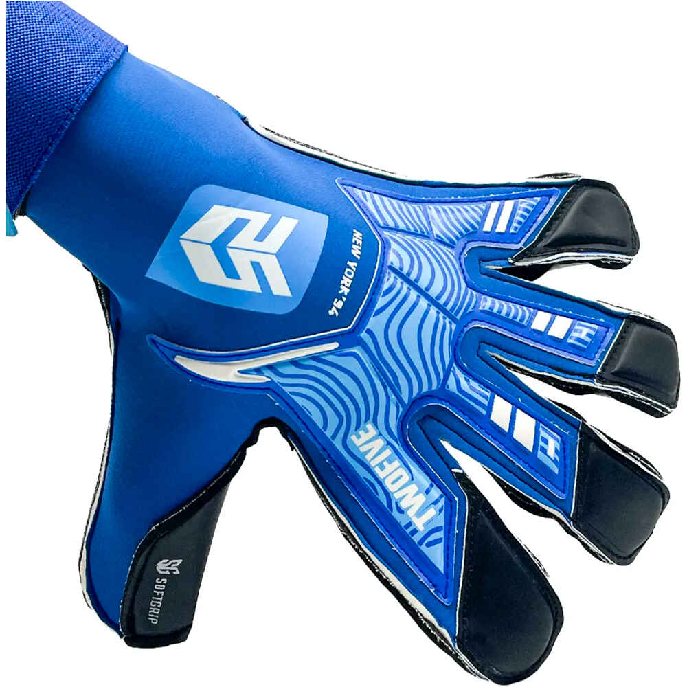 Twofive guantes portero New York Advance 02