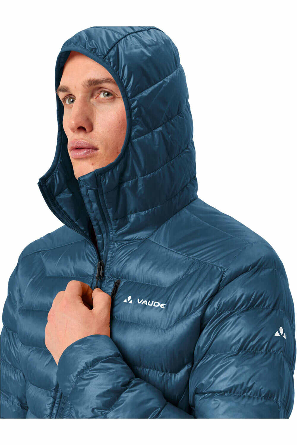 Vaude chaqueta outdoor hombre Men's Batura Hooded Insulation Jacket vista detalle