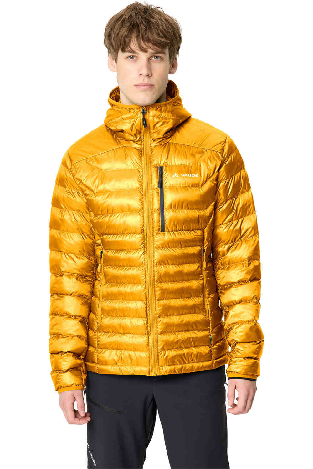 Vaude chaqueta outdoor hombre Men's Batura Hooded Insulation Jacket vista frontal