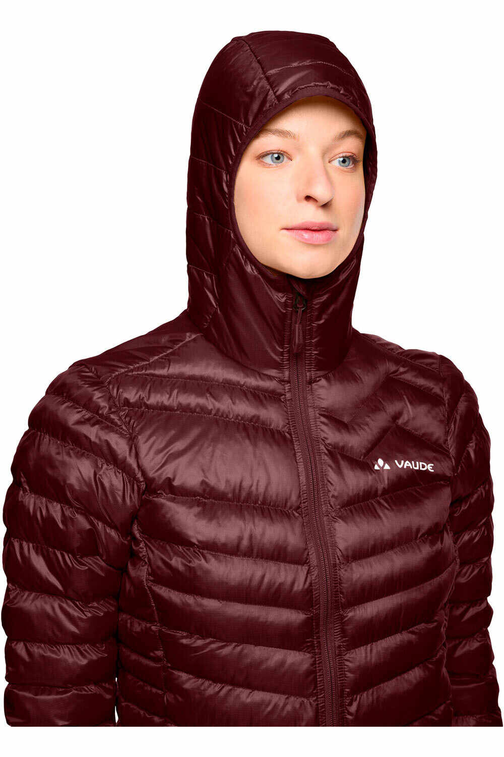 Vaude chaqueta outdoor mujer Women's Batura Hooded Insulation Jacket 03