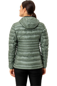 Vaude chaqueta outdoor mujer Women's Batura Hooded Insulation Jacket vista trasera