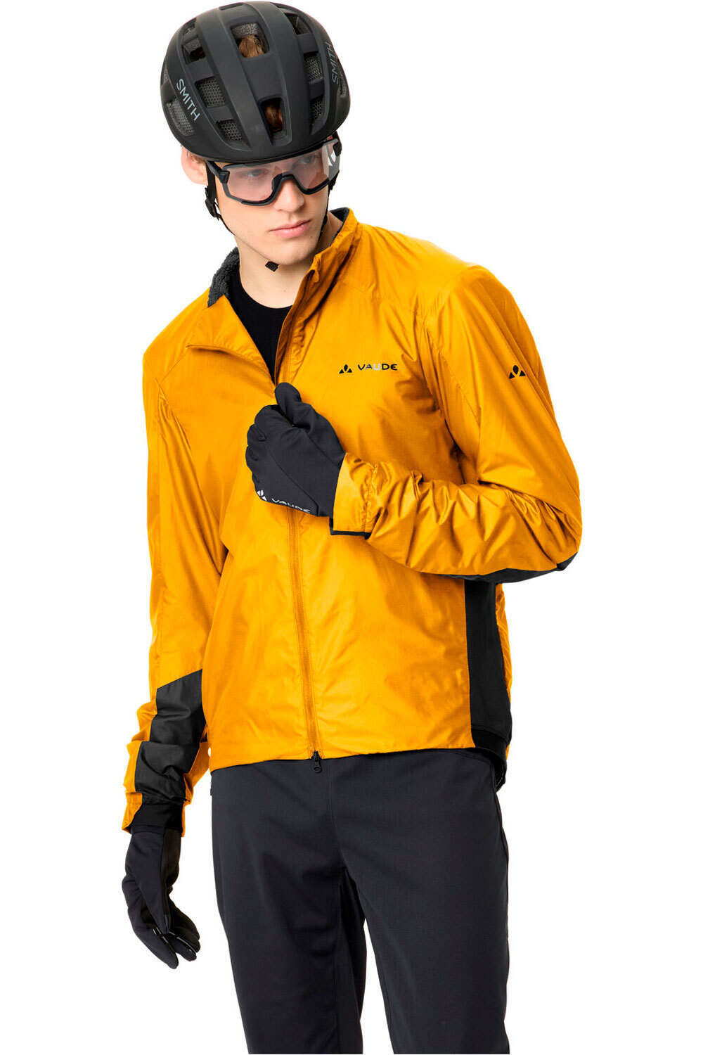 Vaude cortavientos ciclismo hombre Men's Kuro Active Insulation Jacket vista detalle