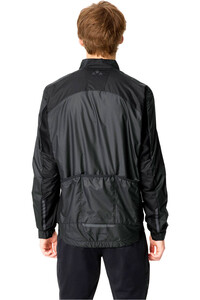 Vaude cortavientos ciclismo hombre Men's Kuro Active Insulation Jacket vista trasera