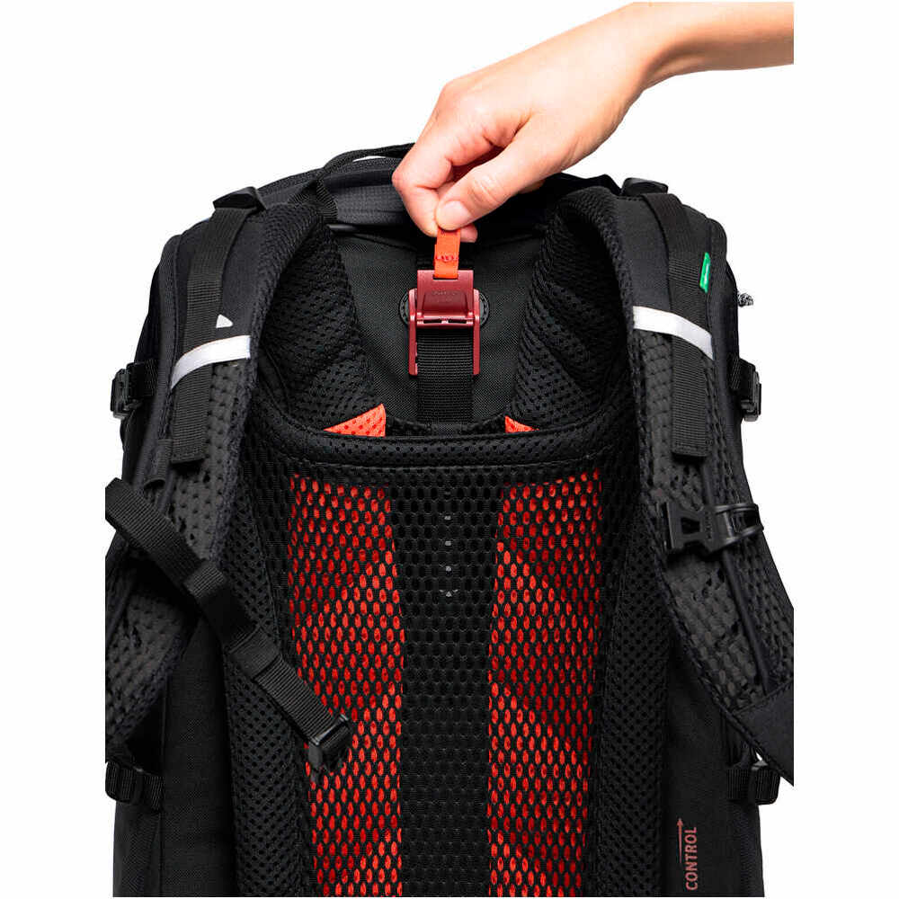 Vaude mochila ciclismo TrailControl 25+ 05