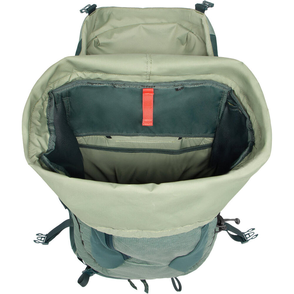 Vaude mochila montaña Asymmetric 42+8 02