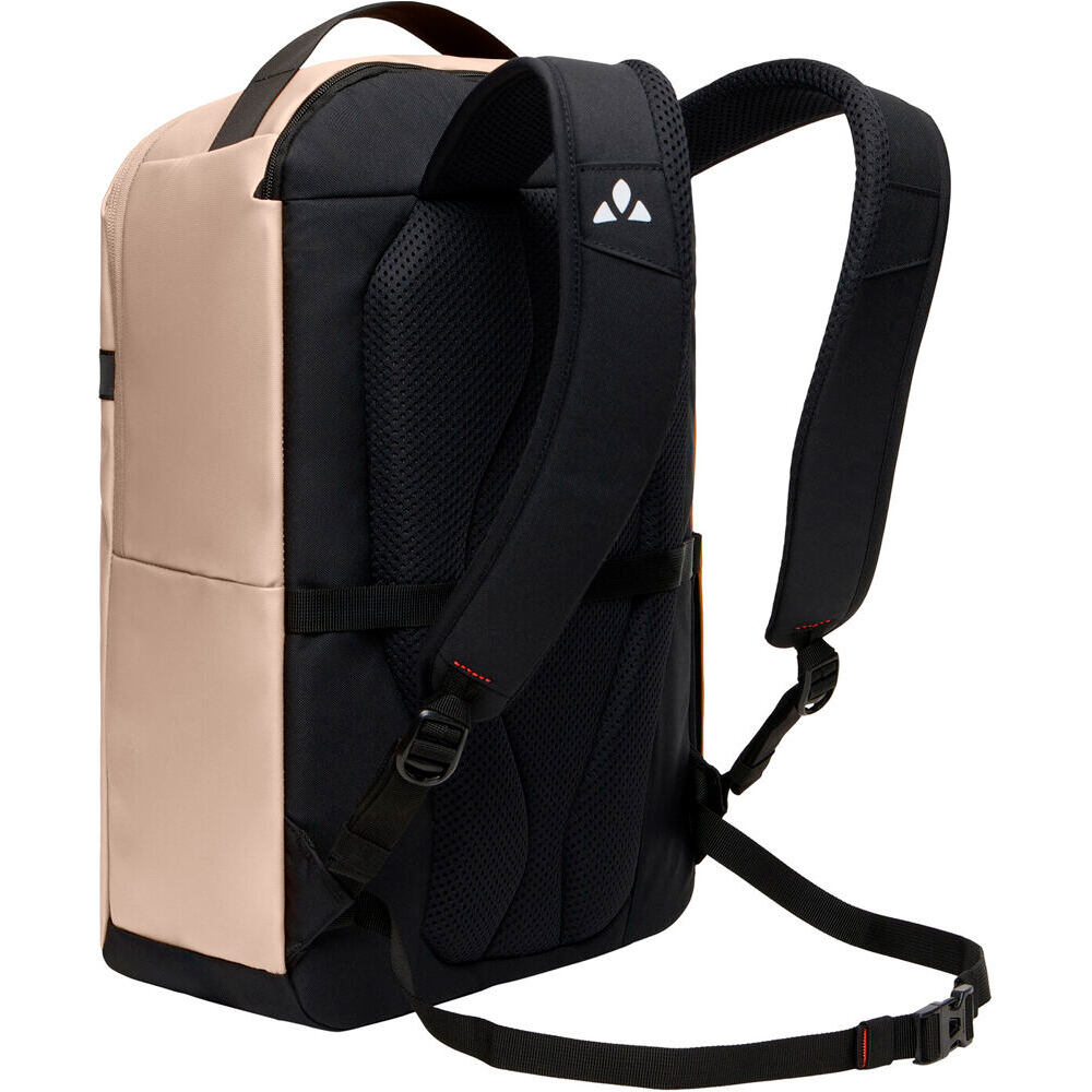 Vaude mochila montaña Matemo 02