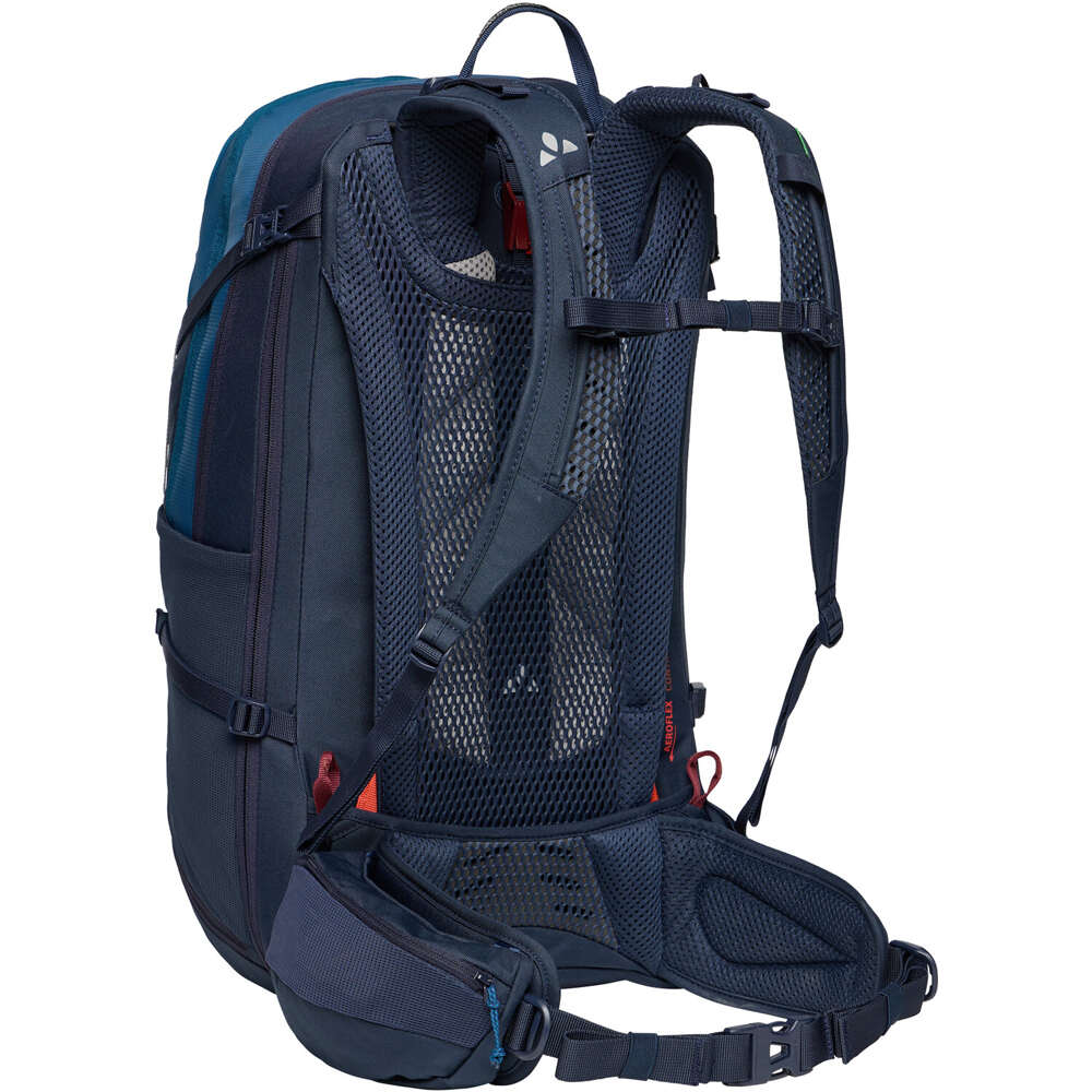 Vaude mochila montaña Wizard 30+4 01