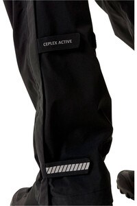 Vaude pantalón largo ciclismo hombre Men's Yaras Rain Zip Pants IV vista detalle