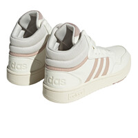 adidas zapatilla moda mujer Hoops 3.0 Mid Classic vista trasera