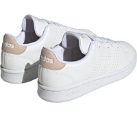 adidas zapatilla moda mujer Advantage vista trasera