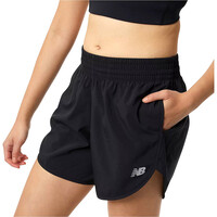 New Balance pantalón running mujer Accelerate 5 inch Short vista frontal