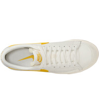 Nike zapatilla moda mujer W BLAZER LOW PLATFORM vista trasera