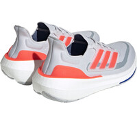 adidas zapatilla running hombre ULTRABOOST LIGHT vista trasera