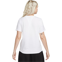 Nike camiseta manga corta mujer W NSW TEE CLUB vista trasera