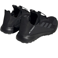 adidas zapatilla trekking hombre TERREX VOYAGER 21 SLIPON H.RDY vista trasera