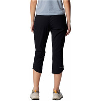 Columbia pantalón montaña mujer Leslie Falls Capri vista trasera