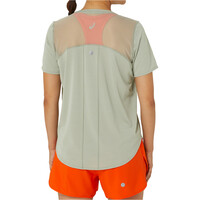 Asics camiseta entrenamiento manga corta mujer ROAD SS TOP vista trasera