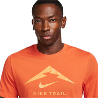 Nike camisetas trail running manga corta hombre M NK DF TEE TRAIL LOGO vista detalle