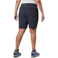 Columbia pantalón corto montaña mujer Saturday Trail Long Short vista detalle