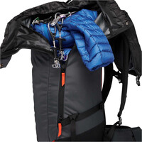 Black Diamond mochila montaña STONE 45 BACKPACK 02