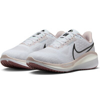 Nike zapatilla running mujer W NIKE VOMERO 17 puntera