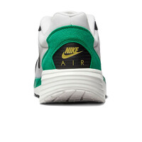 Nike zapatilla moda hombre NIKE AIR MAX SOLO vista trasera