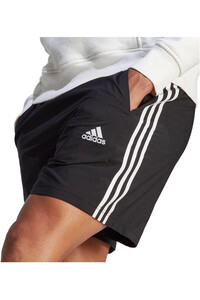 adidas bermudas hombre AEROREADY Essentials Chelsea 3 bandas vista trasera