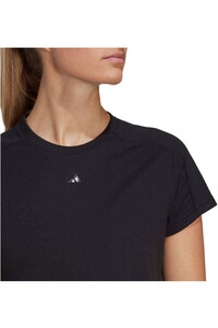 adidas camisetas fitness mujer AEROREADY Train Essentials 3 Bar Logo Crop vista detalle