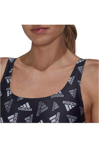 adidas bañador natación mujer Allover Print Sportswear vista detalle