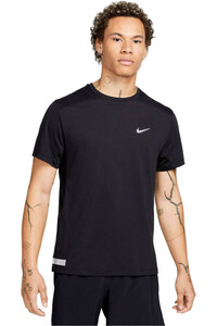 Nike camiseta técnica manga corta hombre M NK DF RDVN RISE 365 SS vista frontal