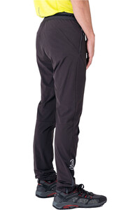 Ternua pantalón montaña hombre OUTRUNPTM vista detalle