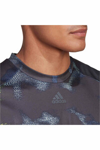 adidas camiseta fitness hombre HIIT Allover Print Training vista detalle