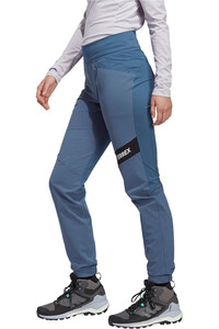 adidas pantalón montaña mujer Techrock Alpine Climbing vista detalle