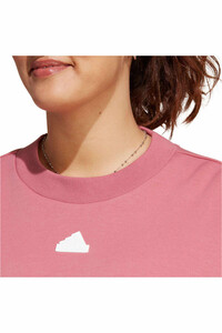 adidas sudadera mujer W FI 3S CREW vista detalle