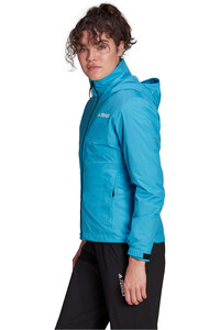 adidas chaqueta impermeable mujer W MT RR Jacket vista detalle