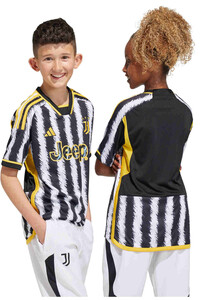 adidas camiseta de fútbol oficiales niño JUVENTUS 24 H JSY Y NEBL vista frontal
