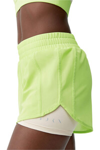 Born Living Yoga pantalones yoga Short Padma 2.0 vista detalle