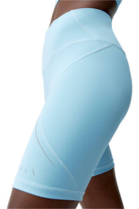 Born Living Yoga pantalones yoga Short Becky vista trasera