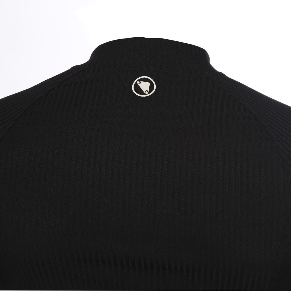 Endura camiseta térmica manga larga Transrib M/L Black vista detalle