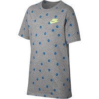 Nike camiseta manga corta niño B NSW TEE SWOOSH SMILE AOP vista frontal