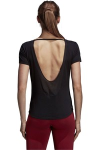 adidas camisetas fitness mujer Low Back Tee vista trasera