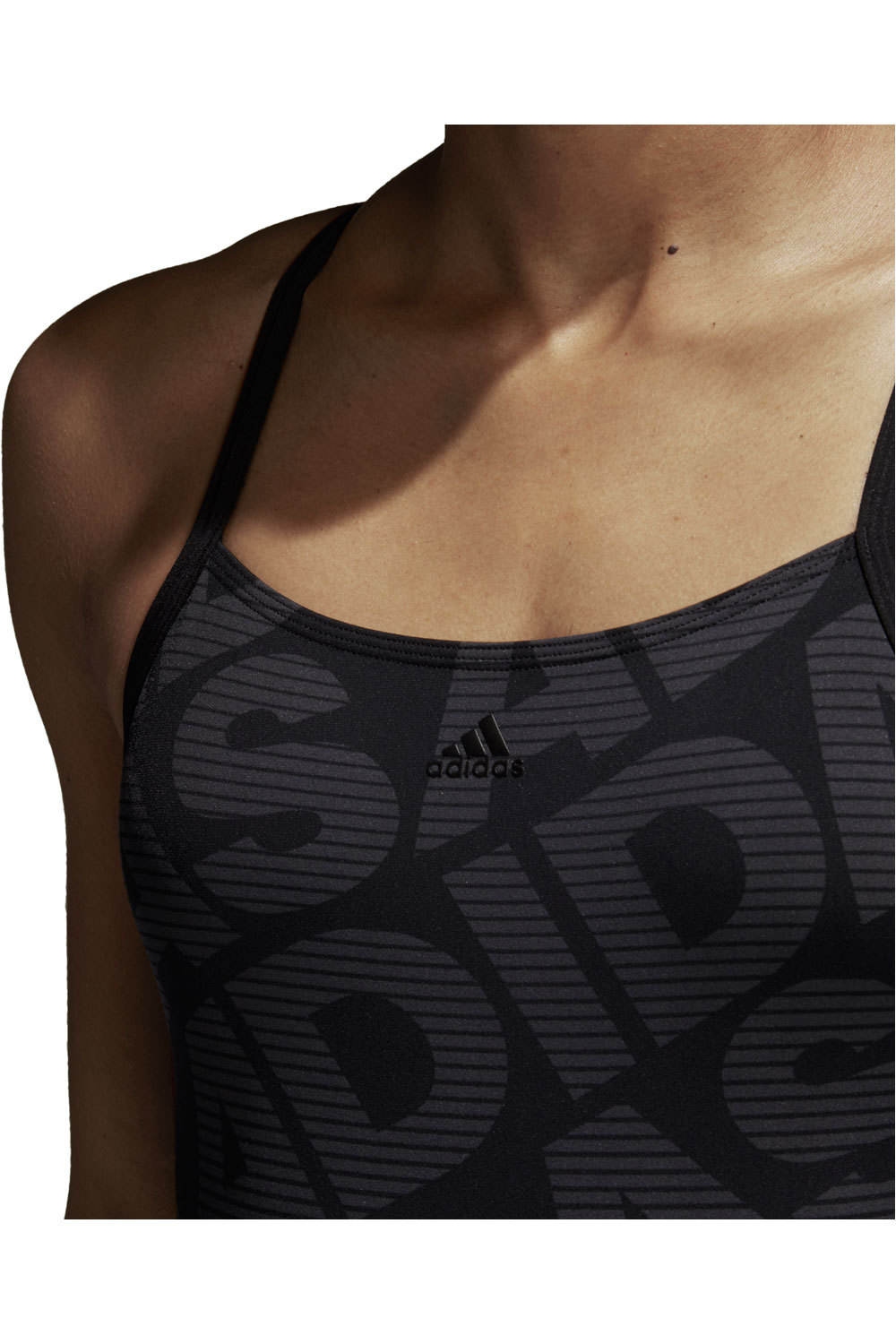 adidas bañador natación mujer PER+ 1PC LIN vista detalle