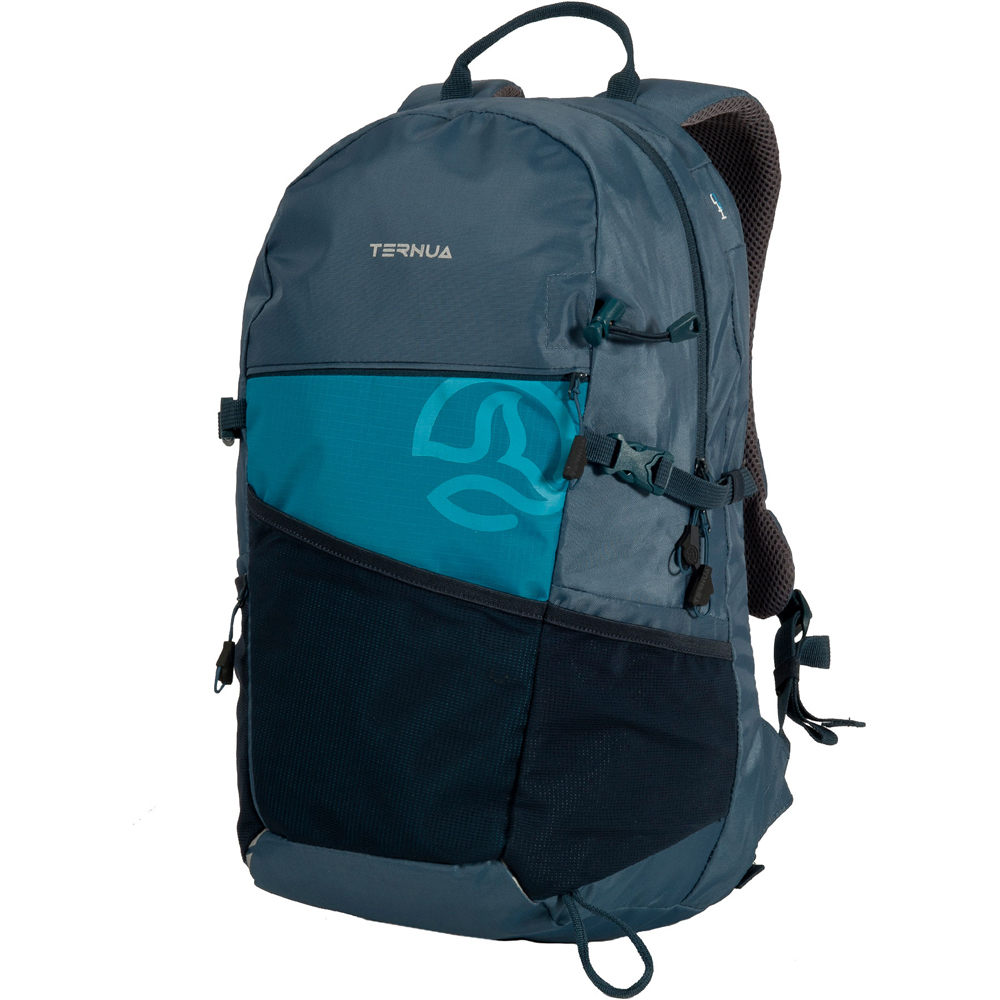 Ternua mochila montaña SBT 25L vista frontal