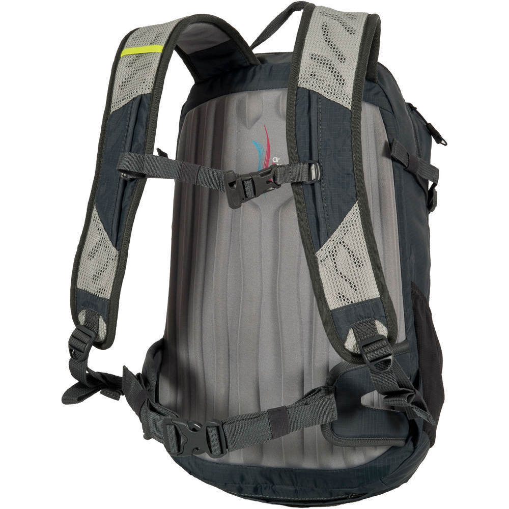 Ternua mochila montaña JAGGER 22L 01