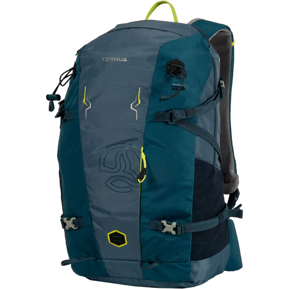 Ternua mochila montaña AMPERSAND 28L vista frontal